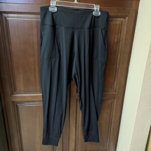 Like New Black Women’s Jogger Pants XL